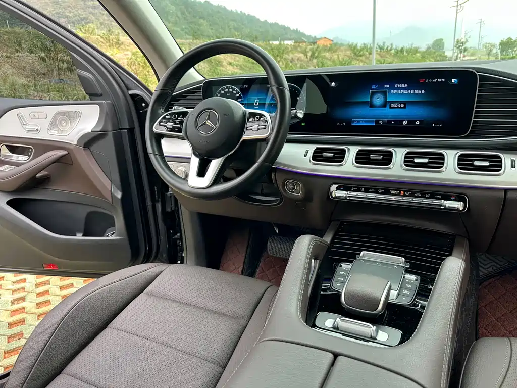 Mercedes-Benz GLE (Import) — фото 13