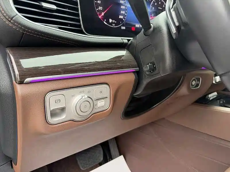 Mercedes-Benz GLE (Import) — фото 13