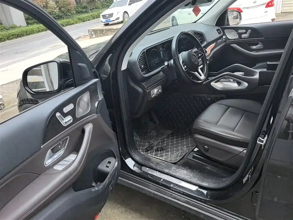Mercedes-Benz GLE (Import) — фото 7