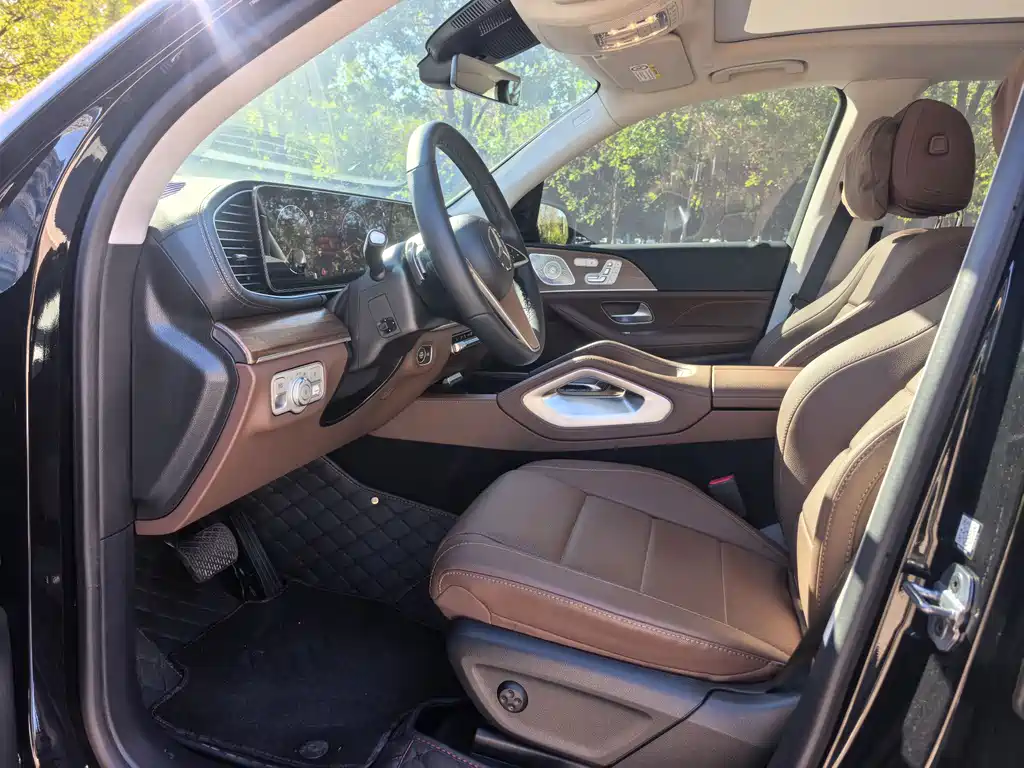 Mercedes-Benz GLE (Import) — фото 13