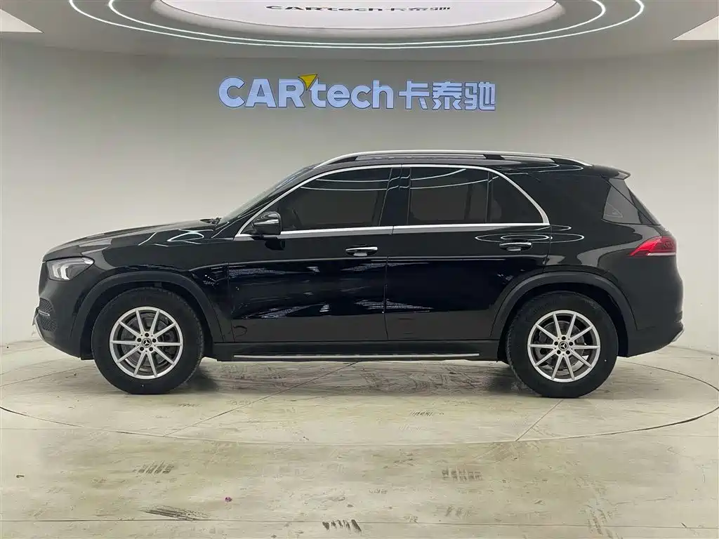 Mercedes-Benz GLE (Import) — фото 18