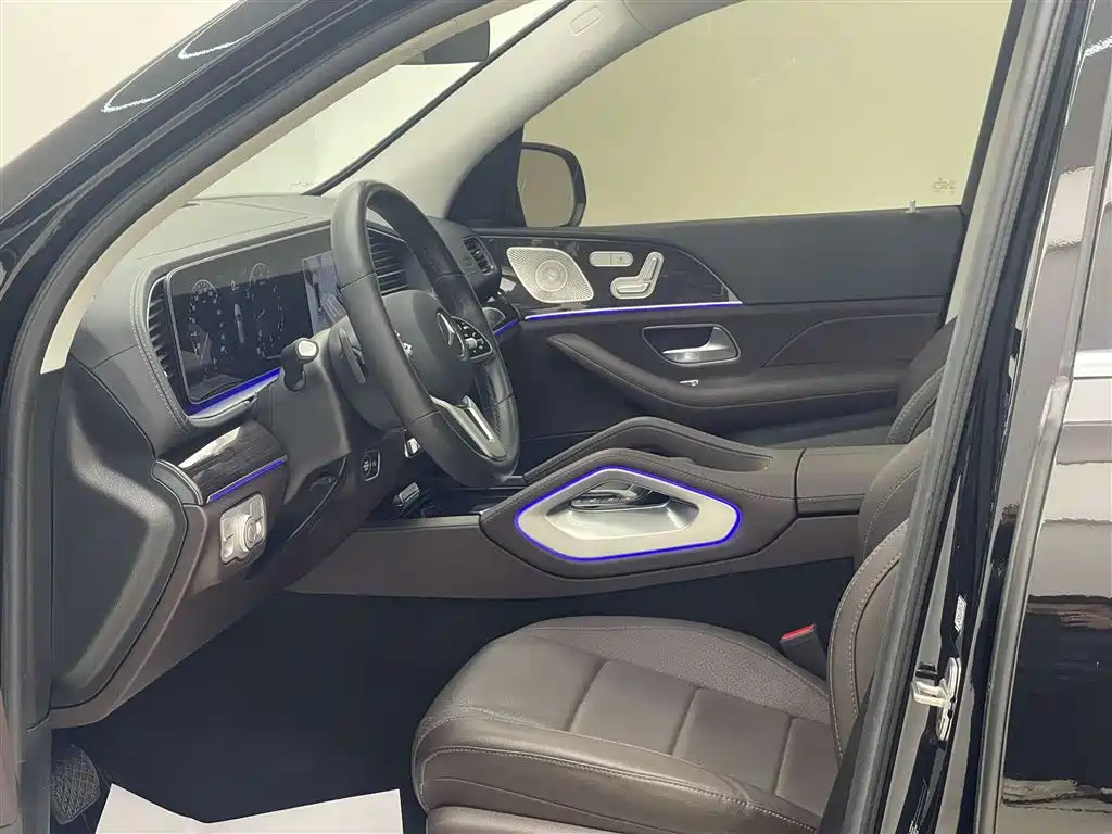 Mercedes-Benz GLE (Import) — фото 24