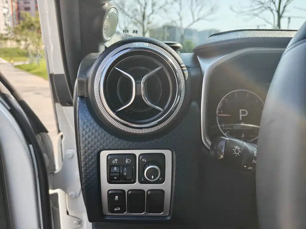 Beijing Off-Road BJ40 — фото 26