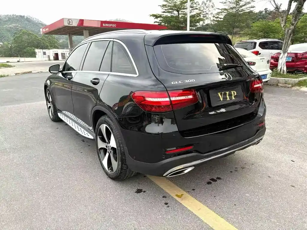 Mercedes-Benz GLC — фото 10