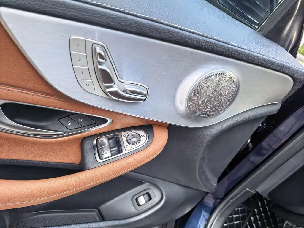 Mercedes-Benz C-Class (Import) — фото 4