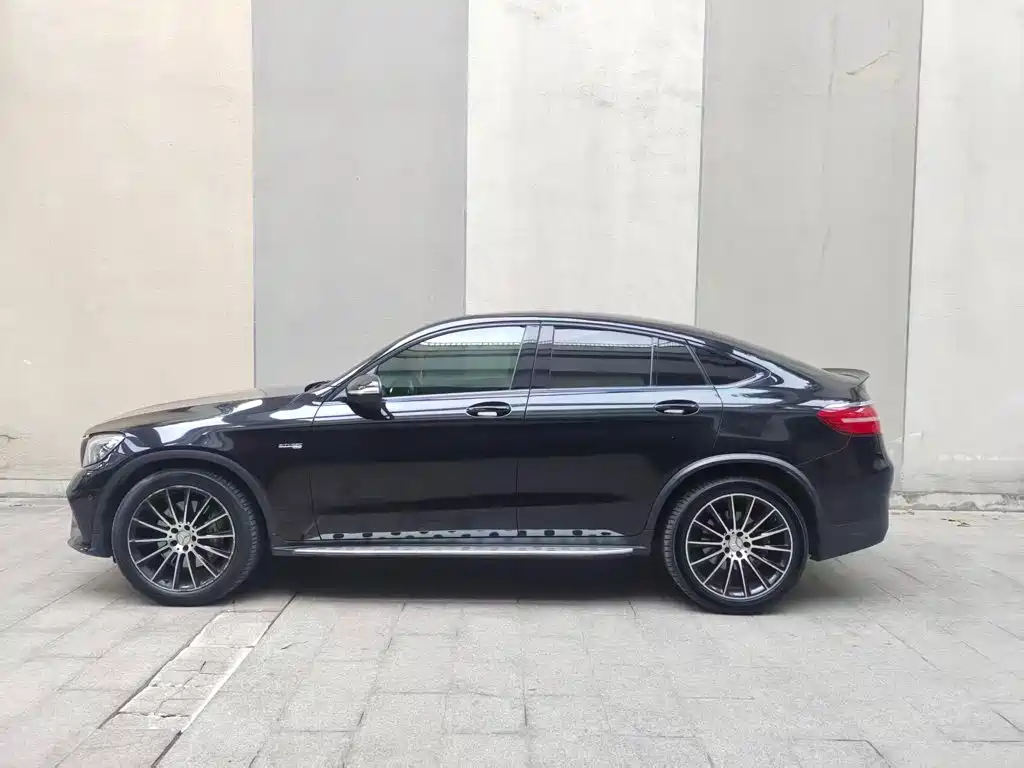 Mercedes-Benz GLC Coupe AMG — фото 3