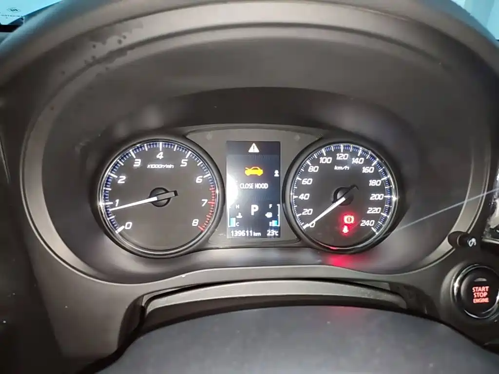 Mitsubishi Outlander — фото 11