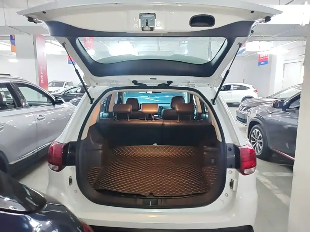 Mitsubishi Outlander — фото 18