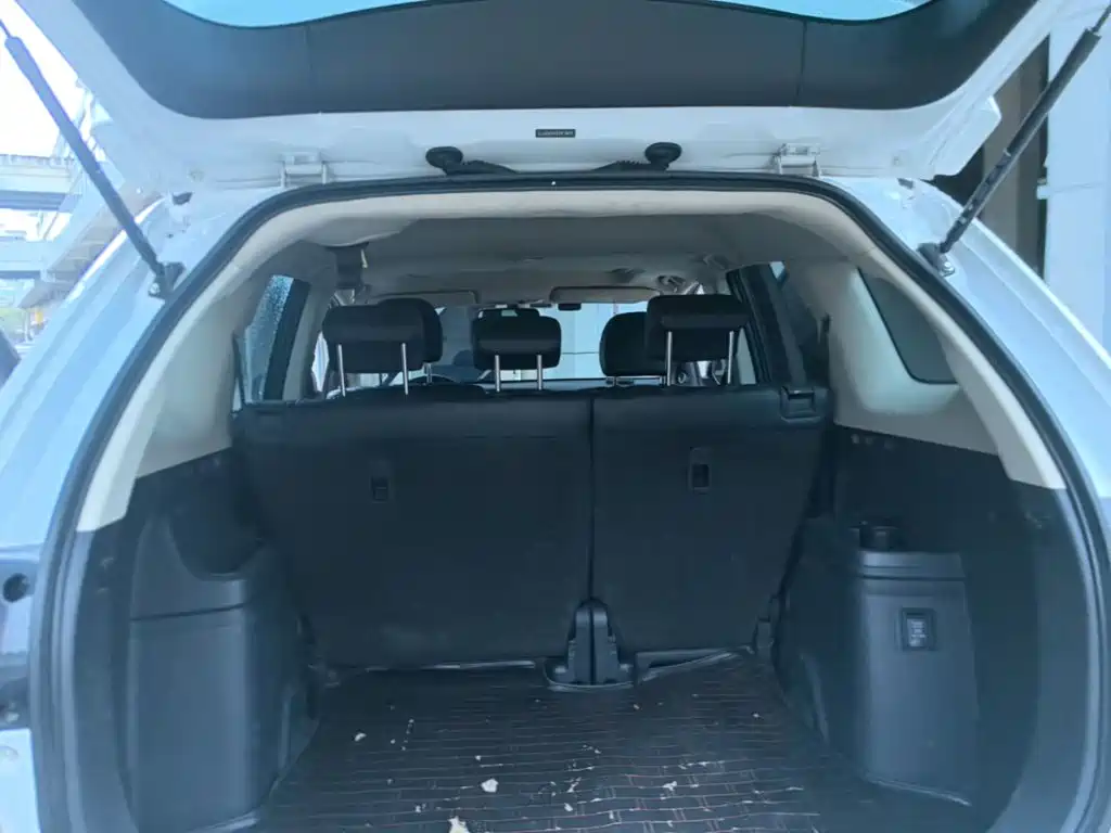Mitsubishi Outlander — фото 18