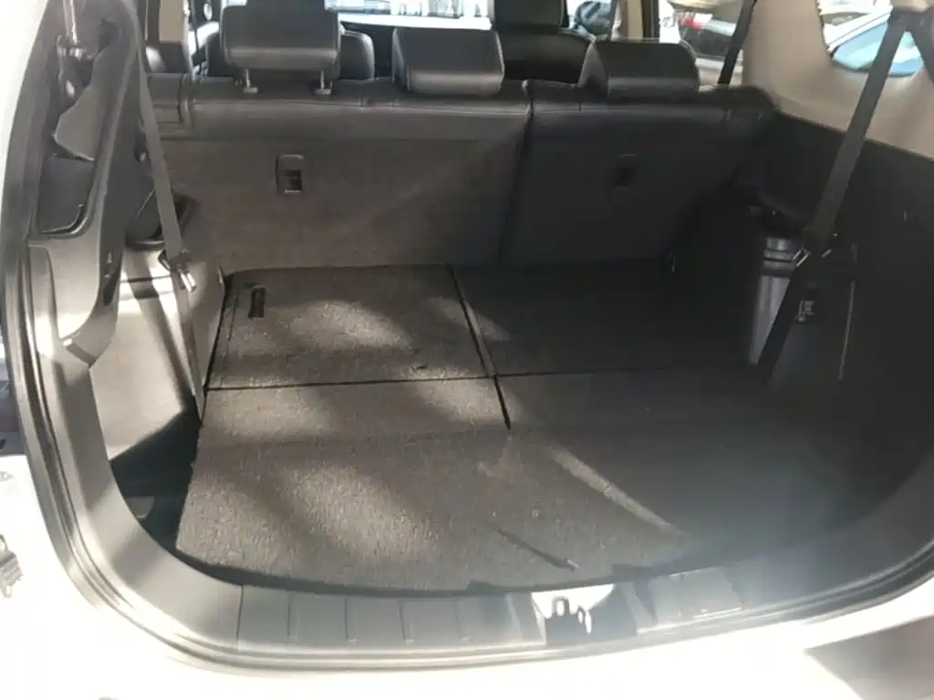 Mitsubishi Outlander — фото 18