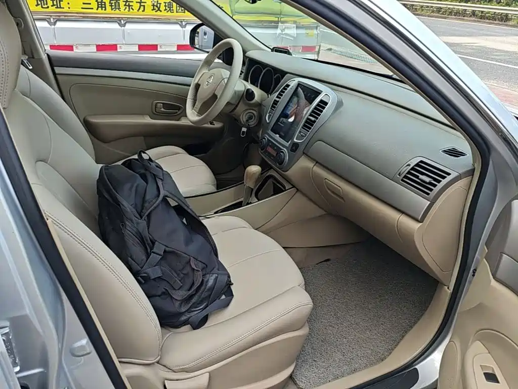 Nissan Sylphy — фото 24