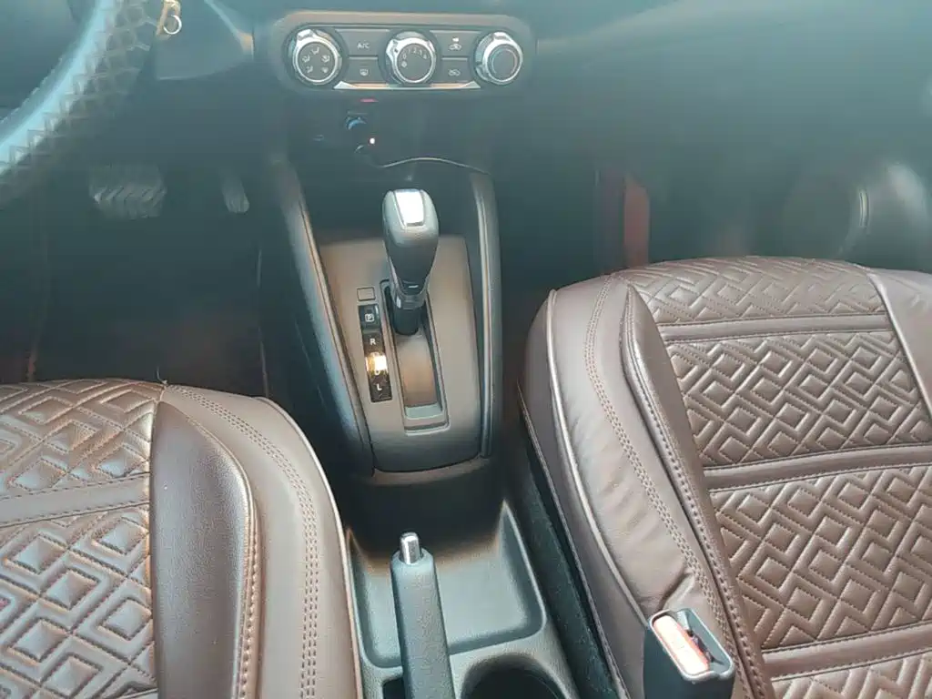 Nissan Kicks — фото 13