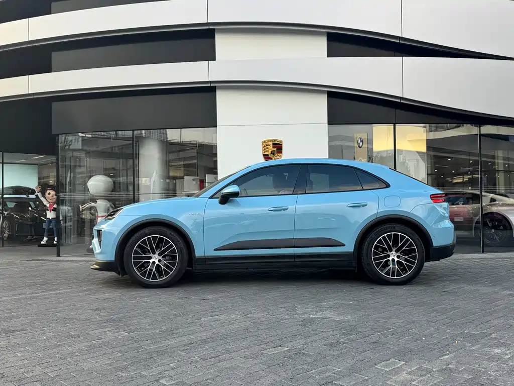 Porsche Macan EV — фото 4