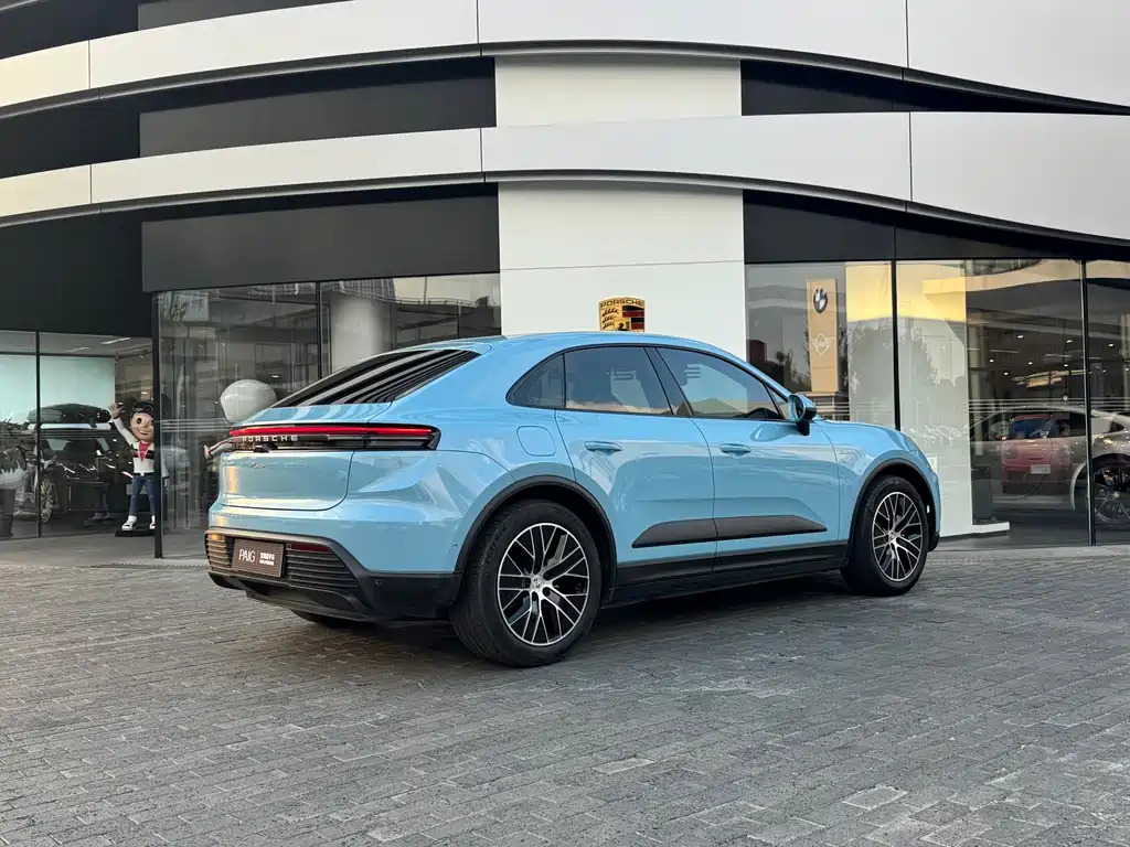 Porsche Macan EV — фото 6