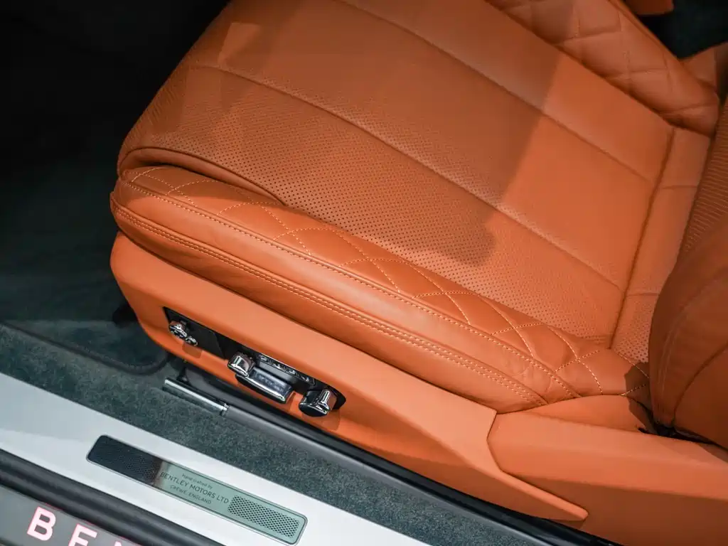 Bentley Continental — фото 10