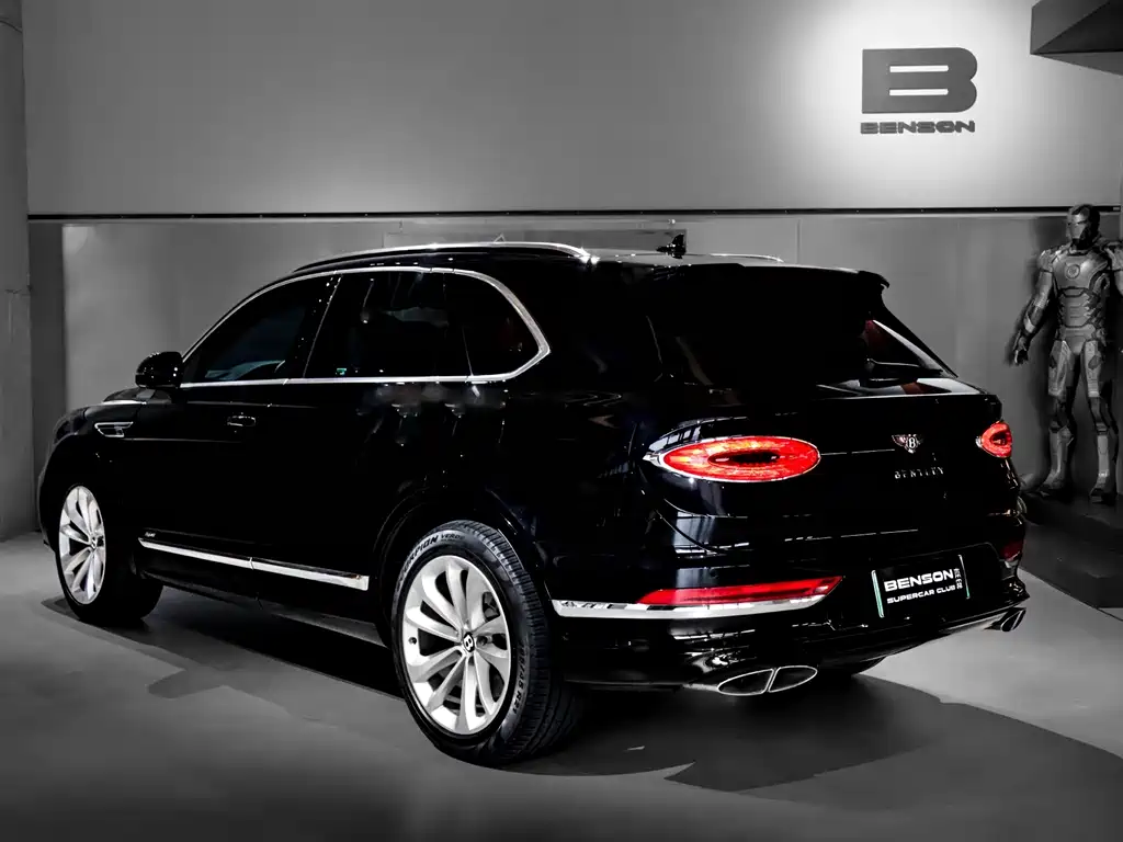 Bentley Bentayga PHEV — фото 6