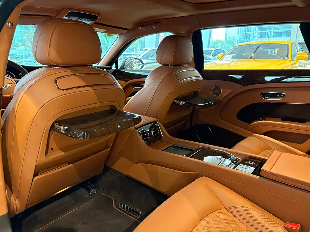 Bentley Mulsanne — фото 16