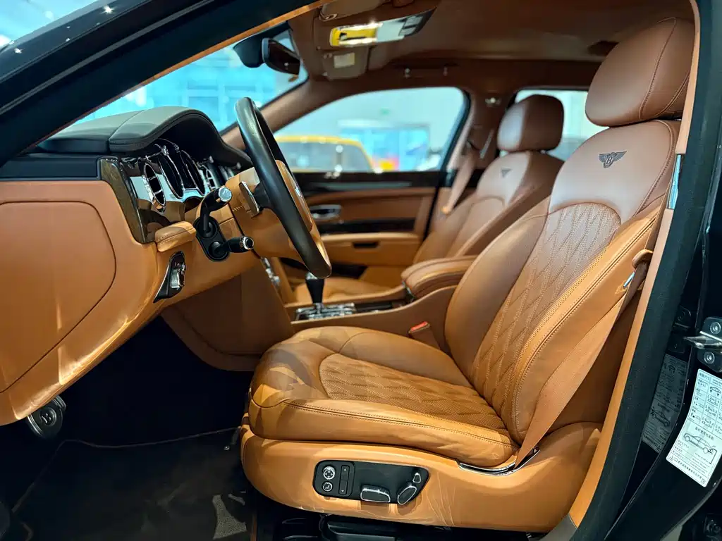 Bentley Mulsanne — фото 8