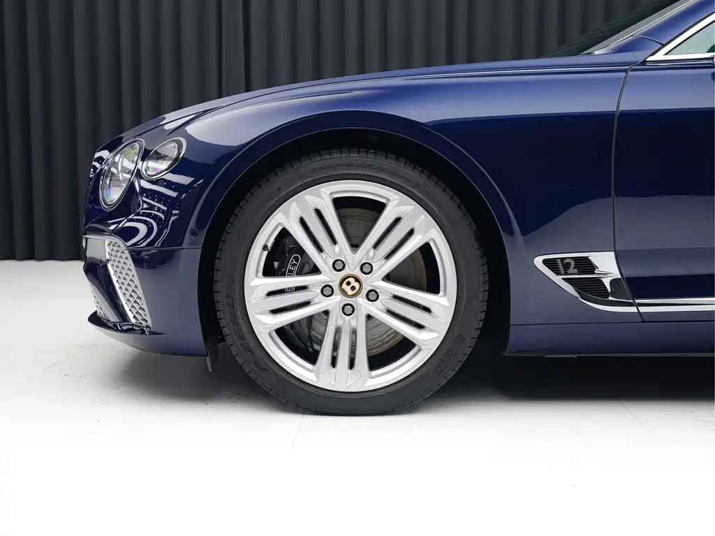 Bentley Continental — фото 8