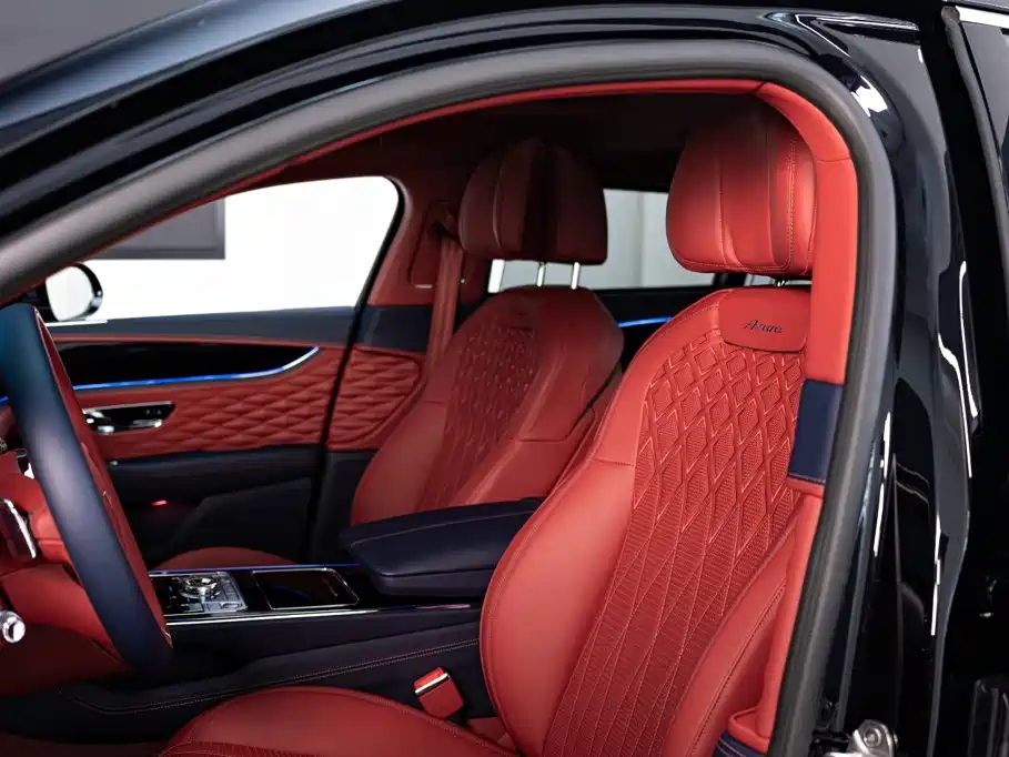 Bentley Flying Spur — фото 8