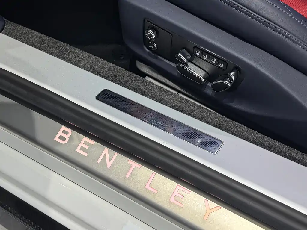 Bentley Continental — фото 14