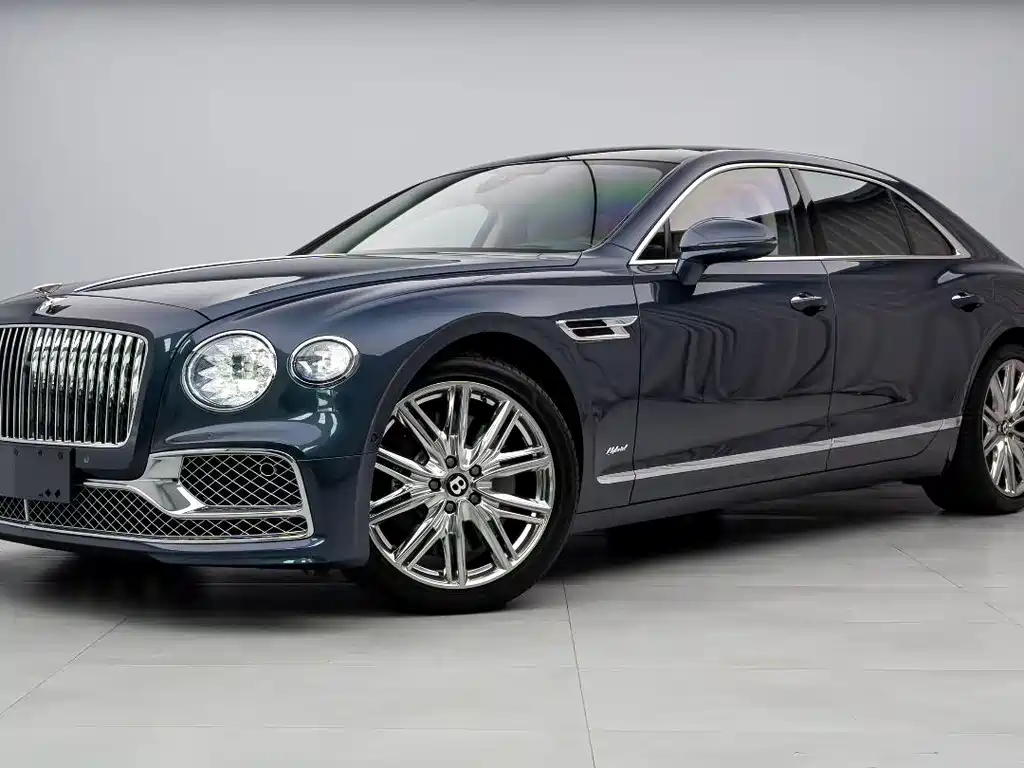 Bentley Flying Spur PHEV — фото 2