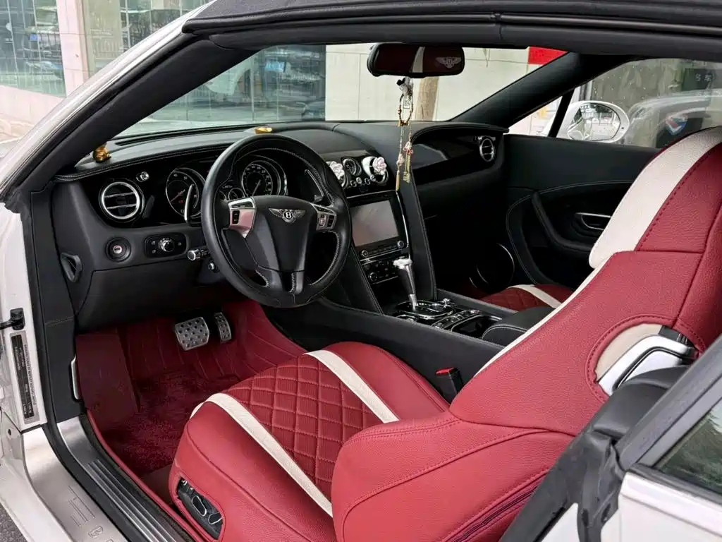 Bentley Continental — фото 4
