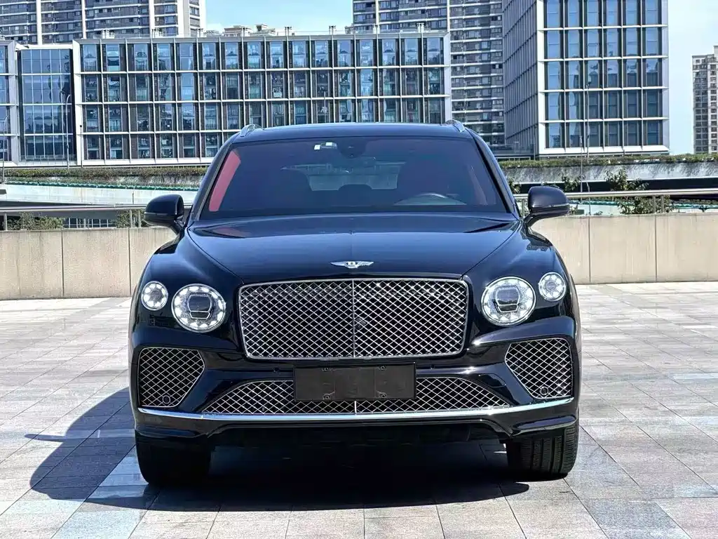 Bentley Bentayga PHEV — фото 2
