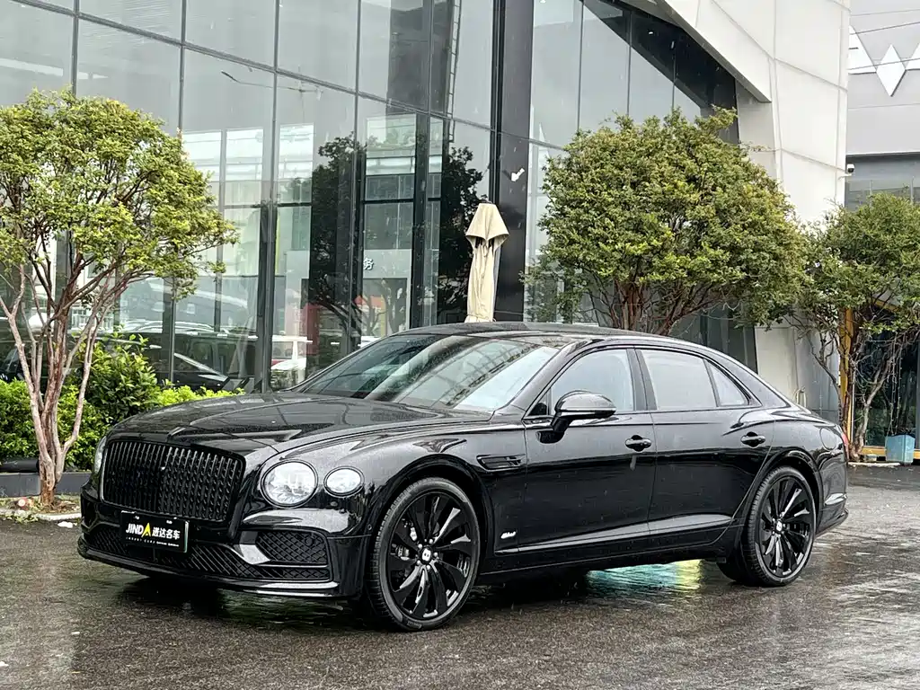 Bentley Flying Spur PHEV — фото 2