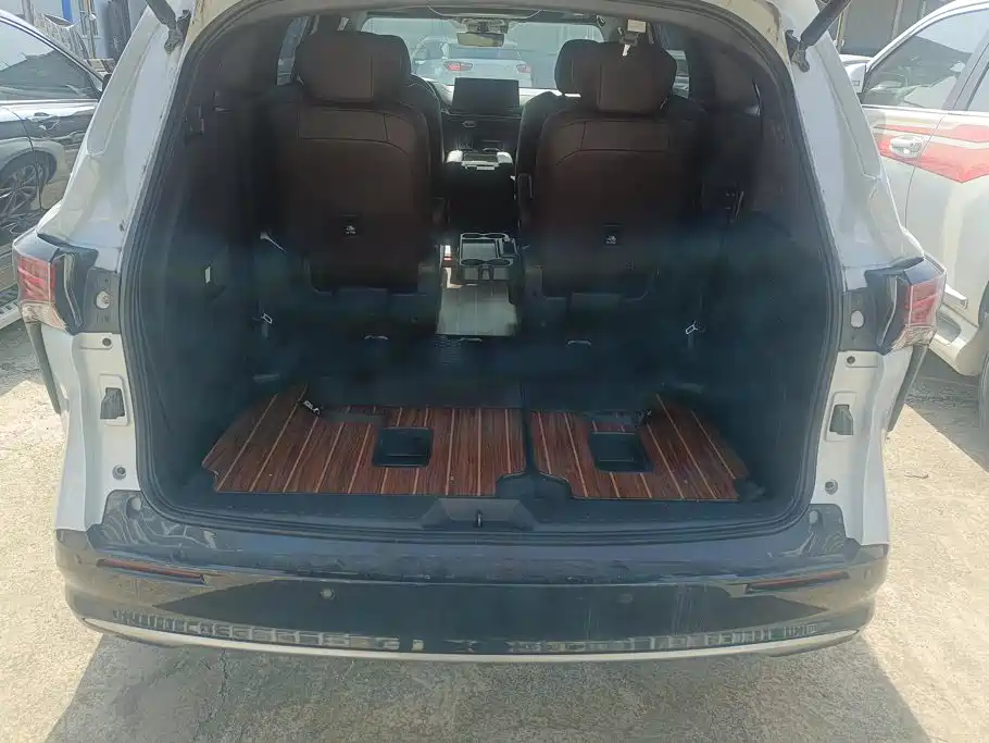Toyota Sienna — фото 4