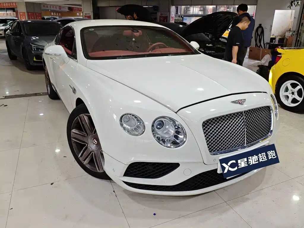 Bentley Continental — фото 2