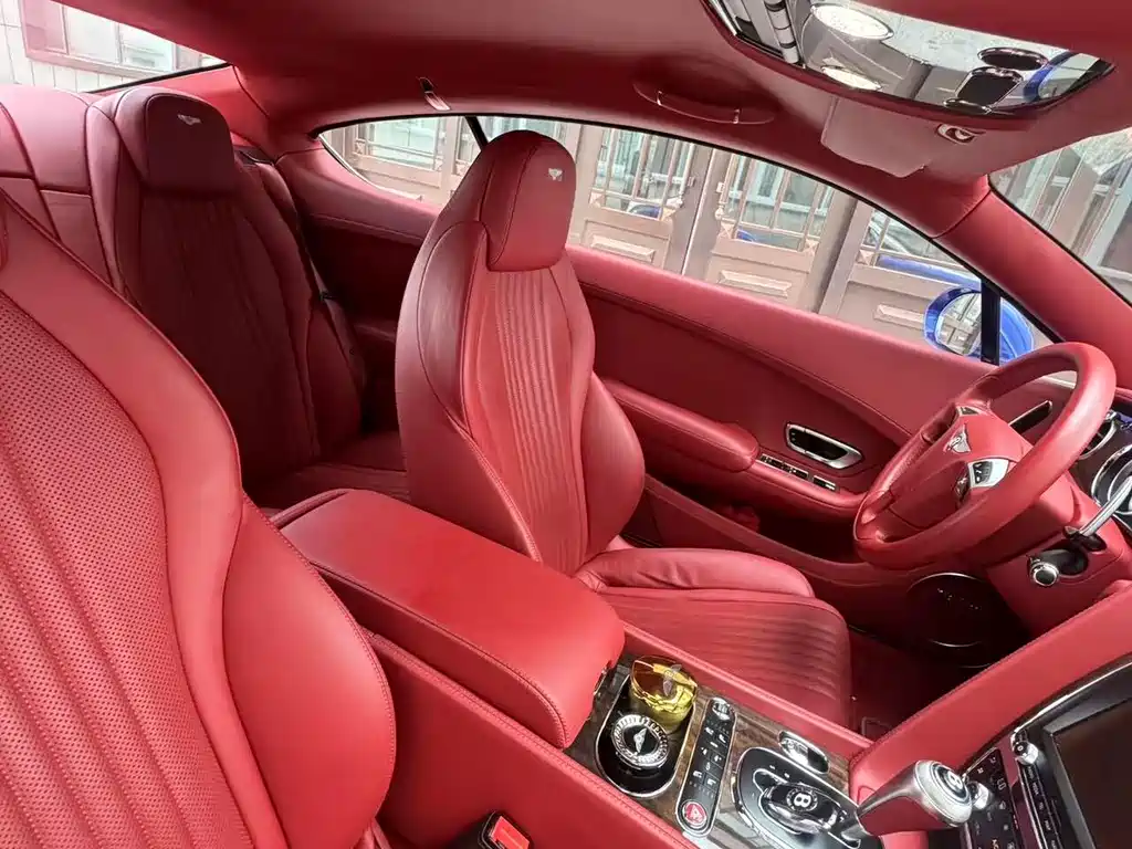 Bentley Continental — фото 5