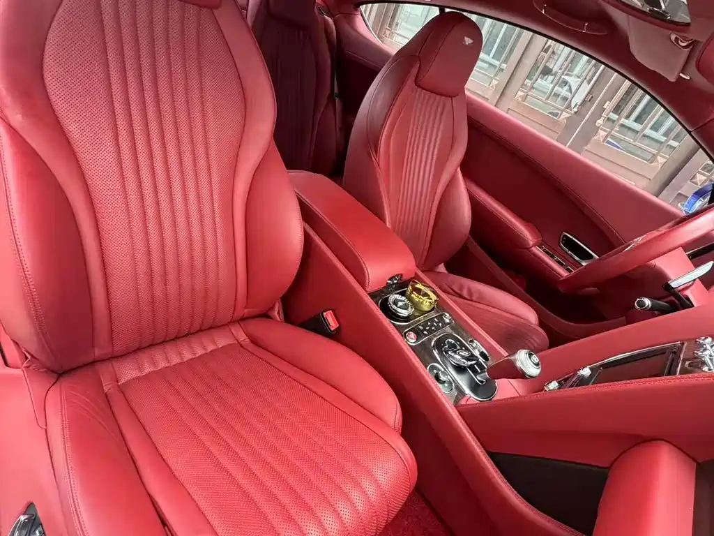 Bentley Continental — фото 8