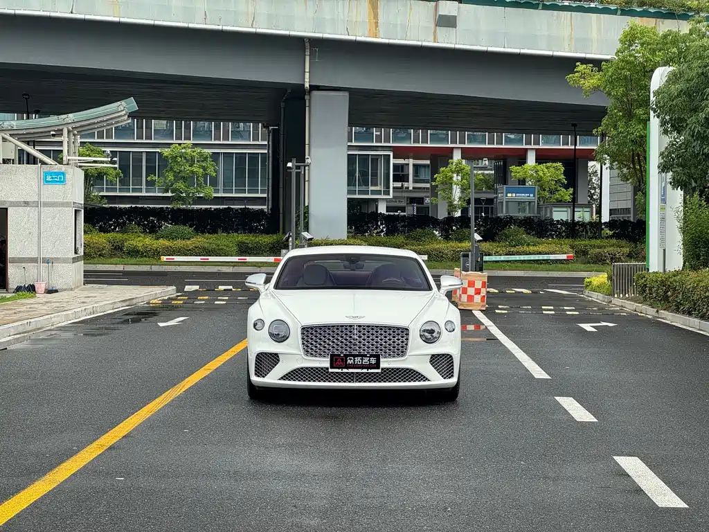 Bentley Continental — фото 2