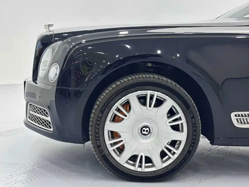 Bentley Mulsanne — фото 8