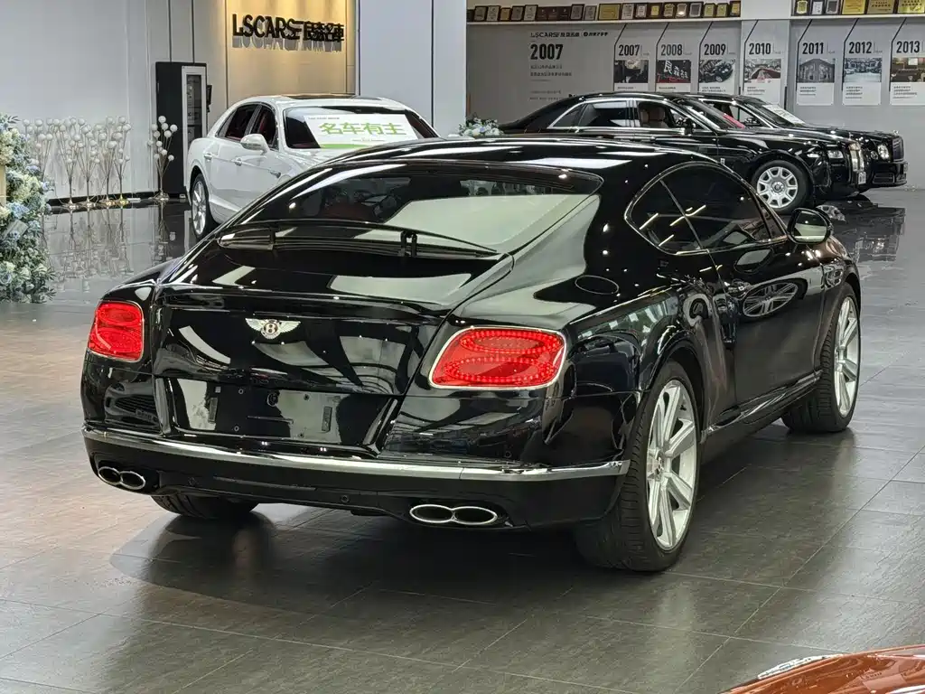 Bentley Continental — фото 6