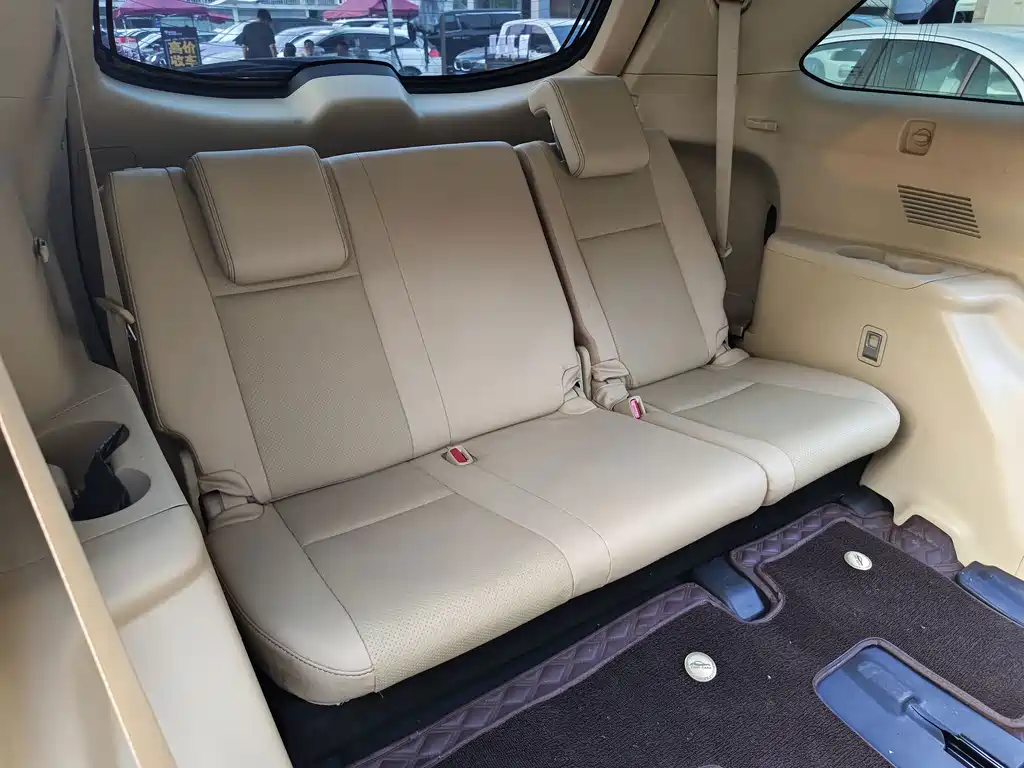 Toyota Highlander — фото 20