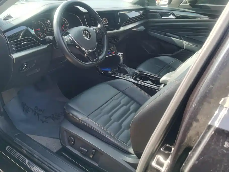 Volkswagen Passat — фото 9
