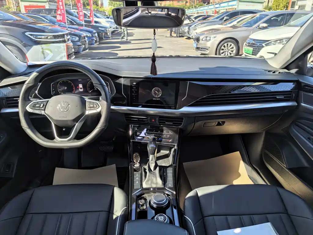 Volkswagen Passat — фото 5
