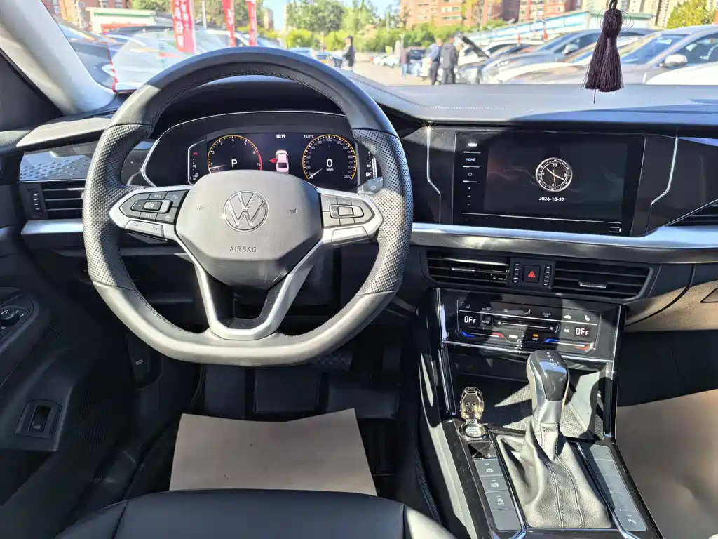 Volkswagen Passat — фото 6