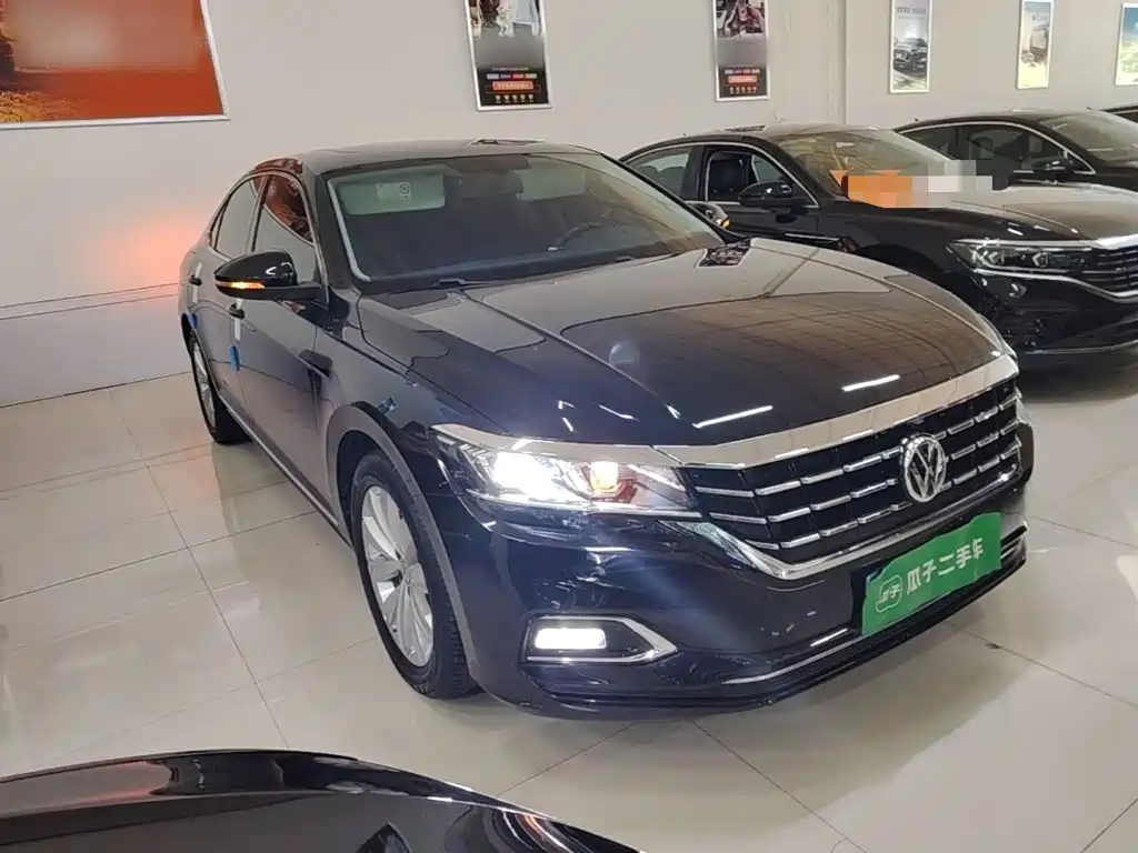 Volkswagen Passat — фото 3