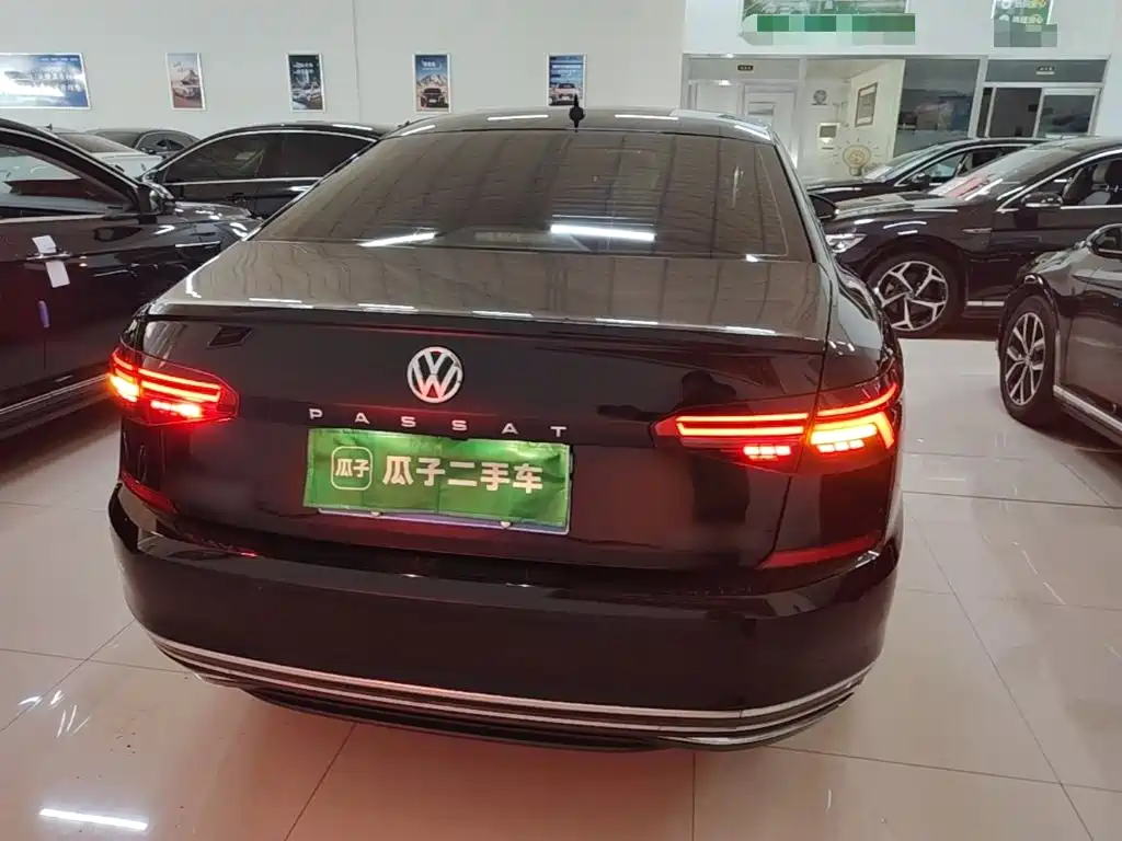 Volkswagen Passat — фото 5