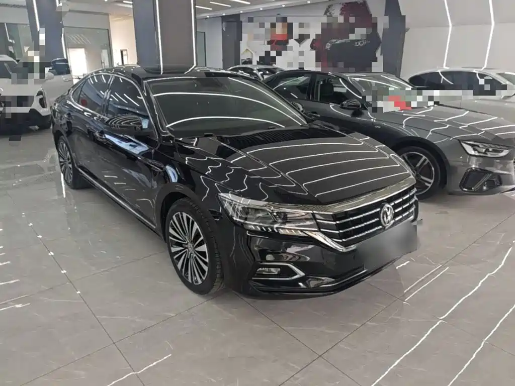Volkswagen Passat — фото 3