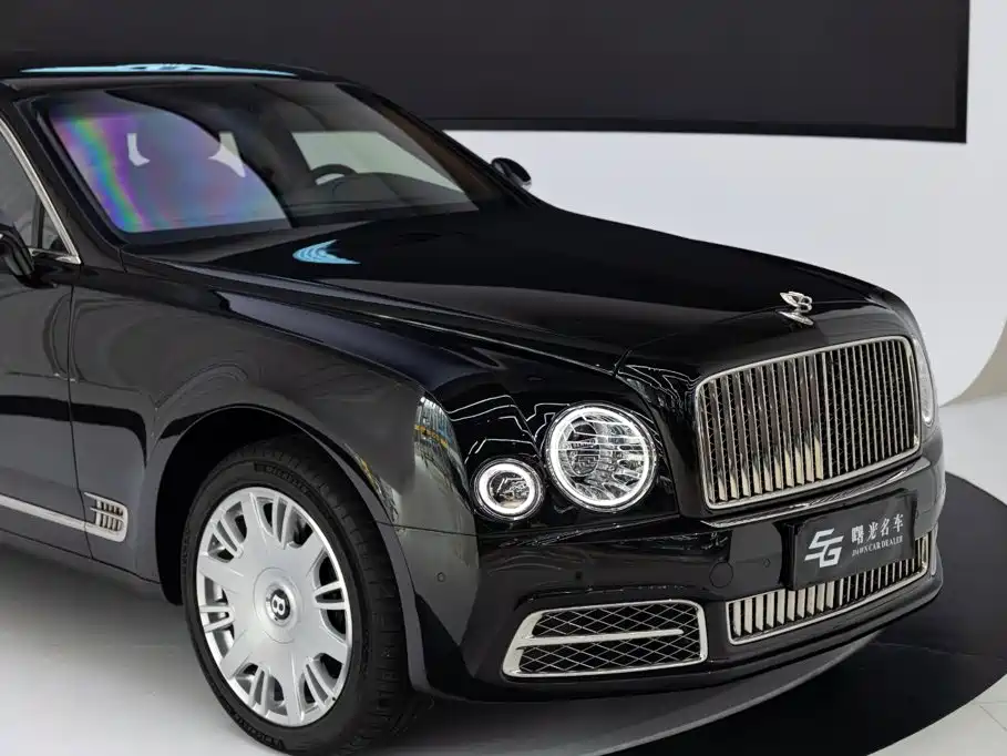 Bentley Mulsanne — фото 19