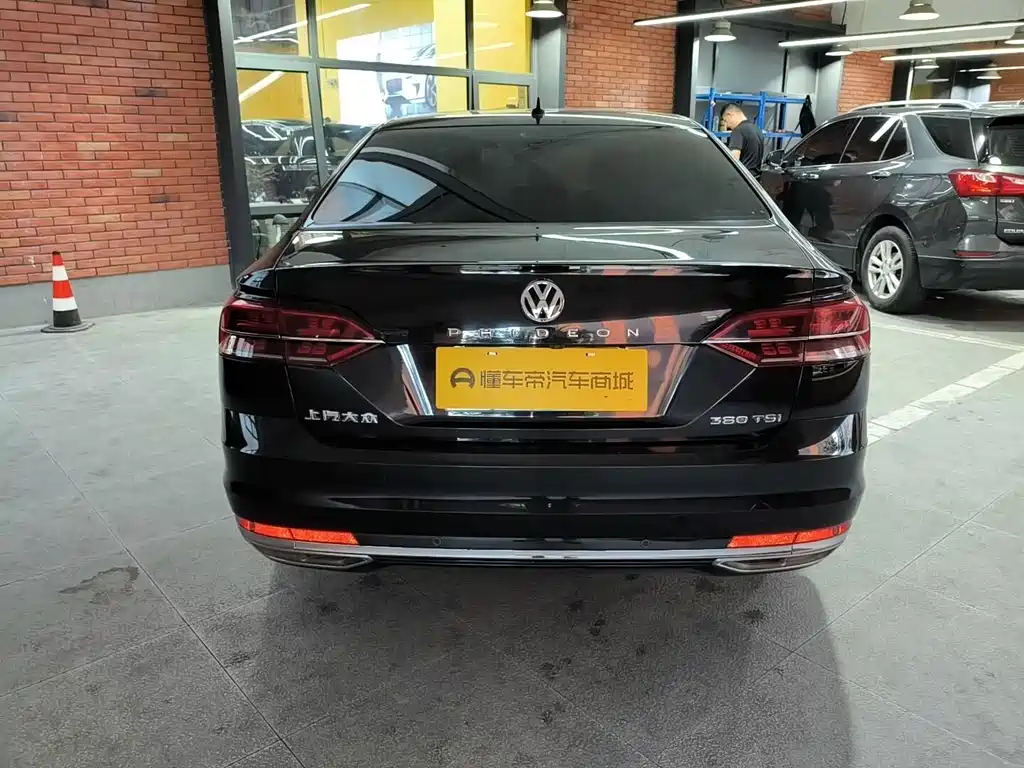 Volkswagen Phideon — фото 8