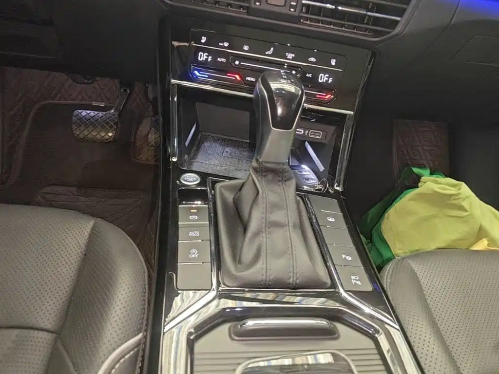Volkswagen Passat — фото 13