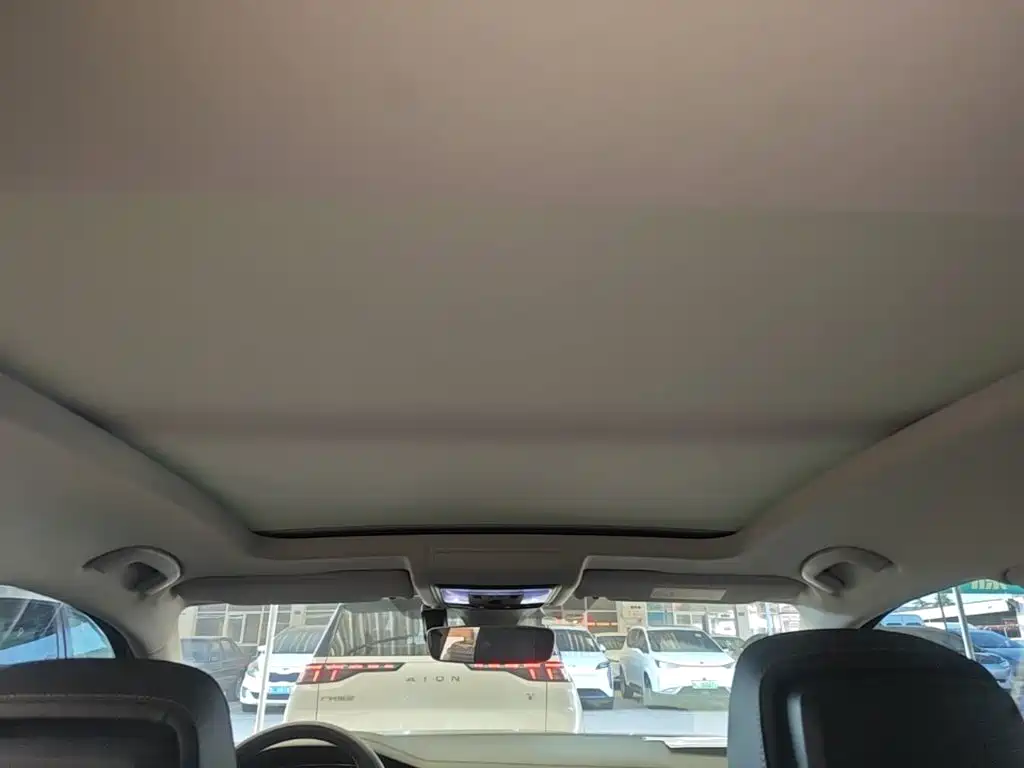 Volkswagen Passat — фото 17