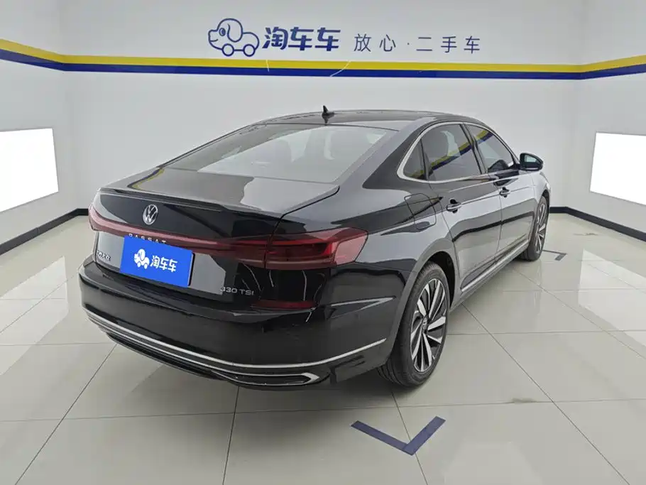 Volkswagen Passat — фото 3