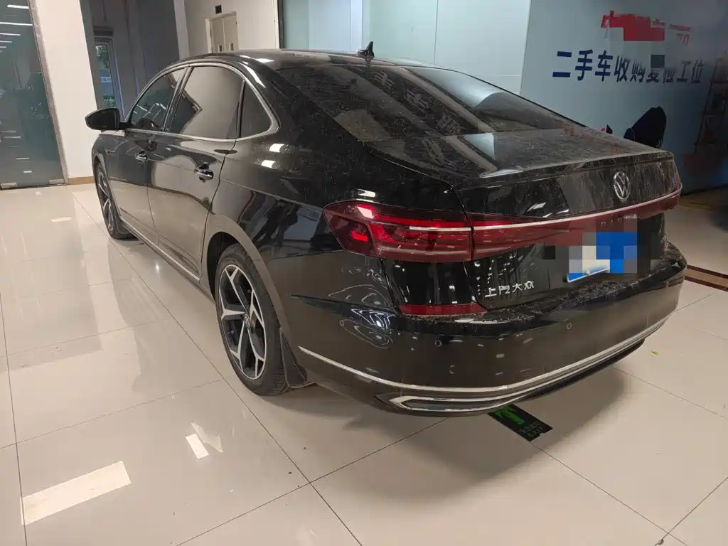 Volkswagen Passat — фото 3