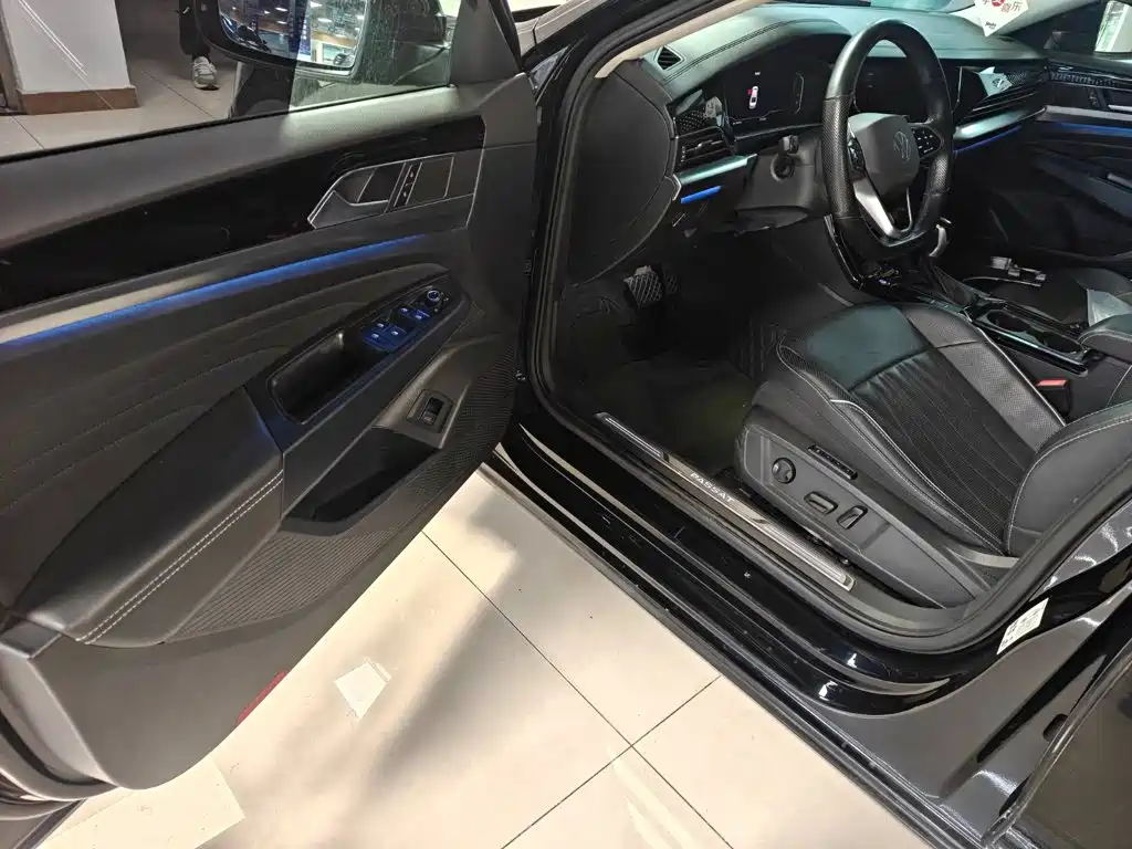 Volkswagen Passat — фото 5